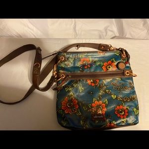 EUC Sakroots crossbody purse.
